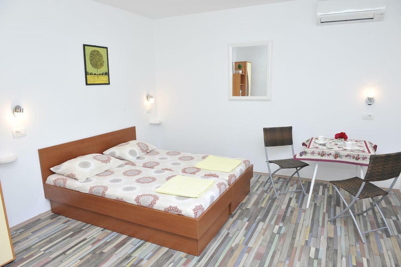 Apartments Neda Ploce  Zewnętrze zdjęcie